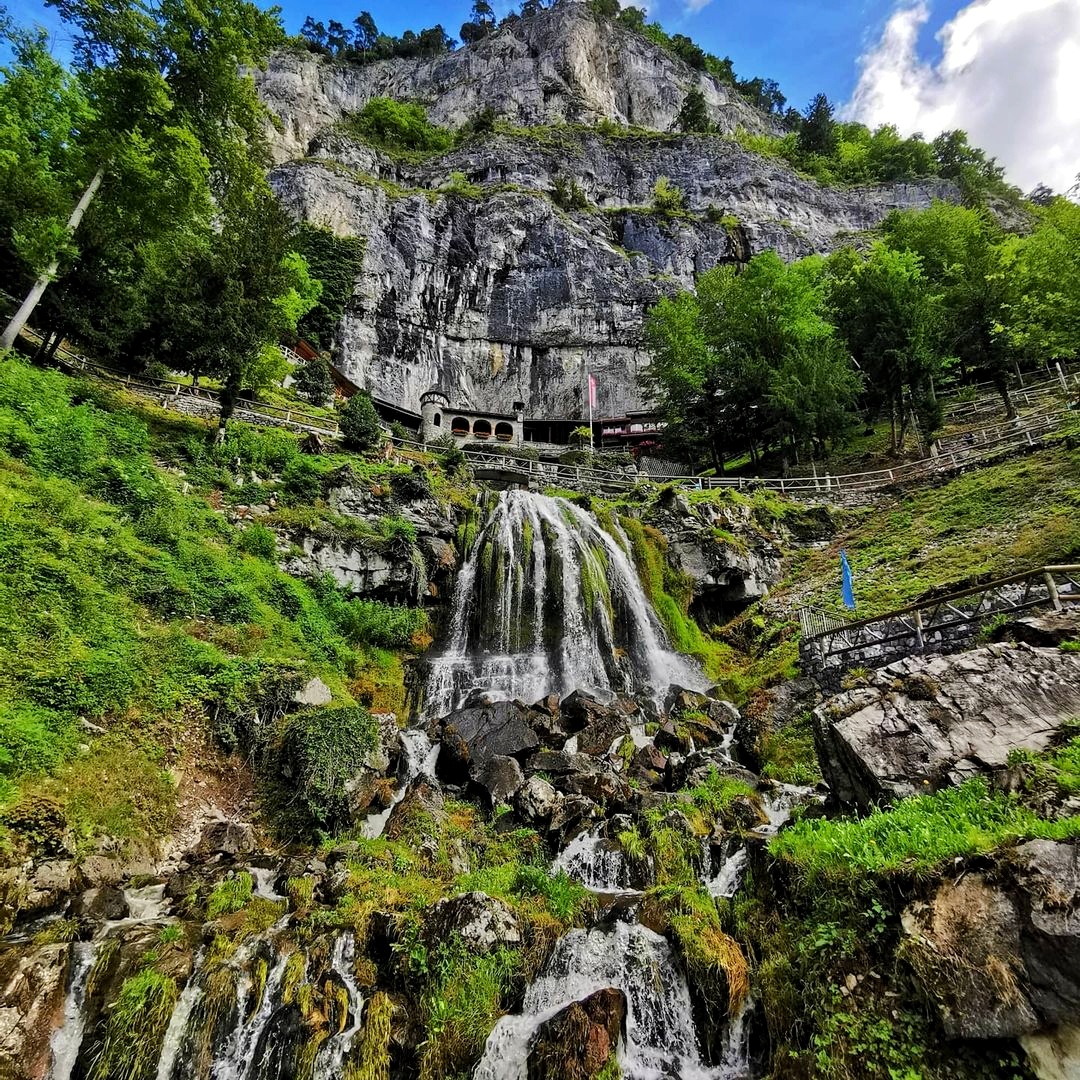 St. Beatus-Hohlen caves