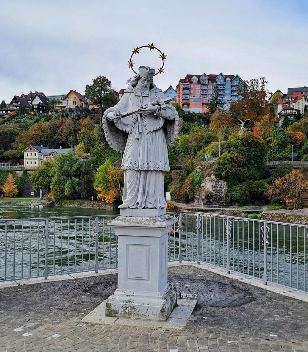 Saint on the bridge